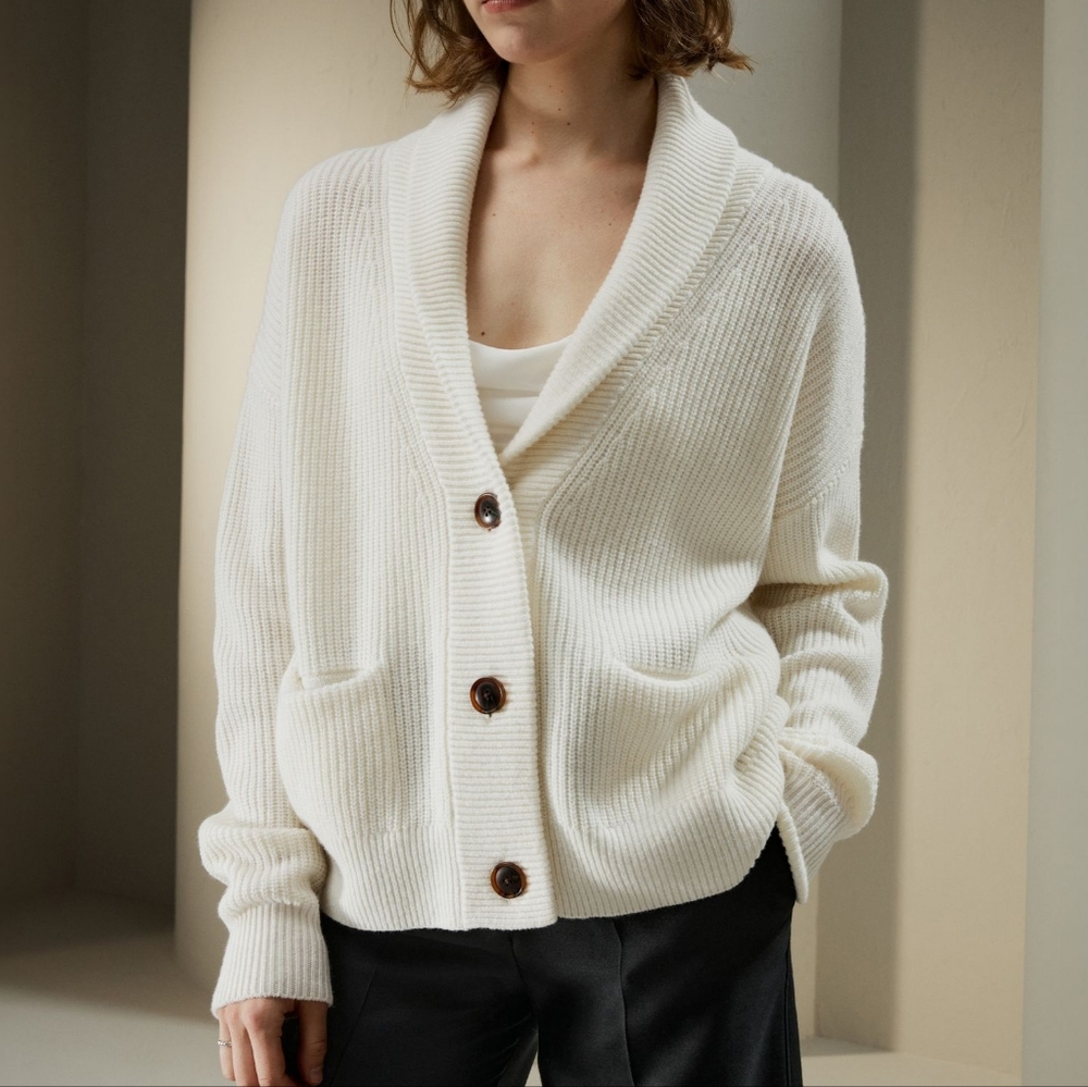 Wool-Cashmere Blend Shawl Collar Cardigan In White Size Small